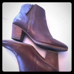 💖 Sweeeet Brown ALL Leather BOOTS Booties